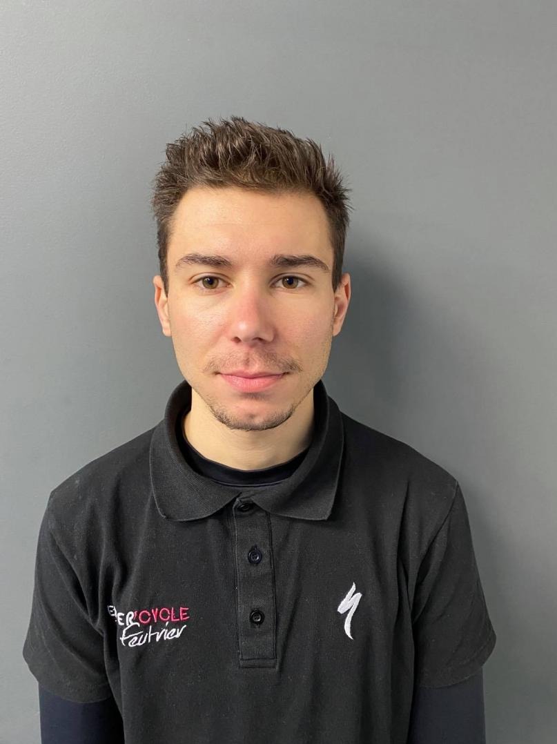 Maxime - Conseiller/ vendeur